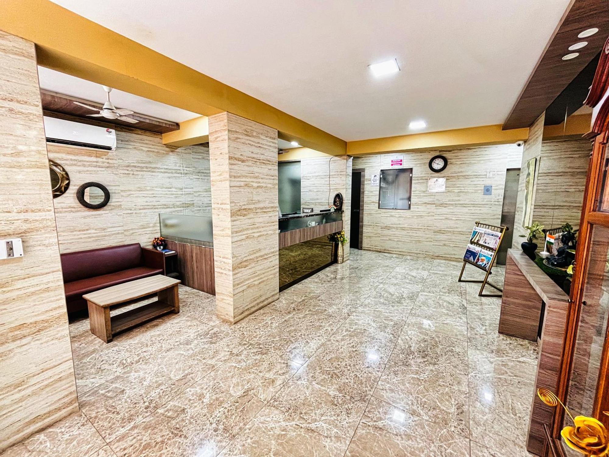 Maxxvalue - Service Apartment Marol Bombaim Exterior foto