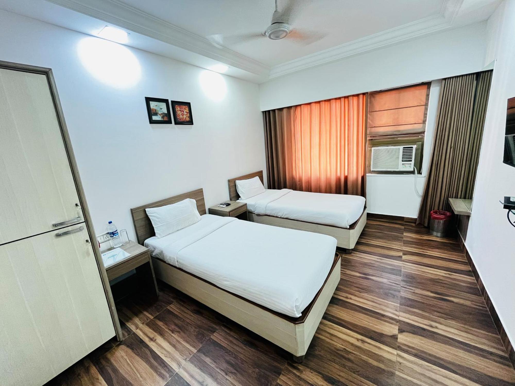Maxxvalue - Service Apartment Marol Bombaim Exterior foto